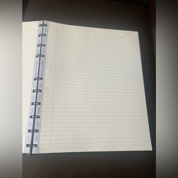 Blueline MiracleBind Notebook, Black, Lizard-Like, Hard Cover new - Picture 2 of 16